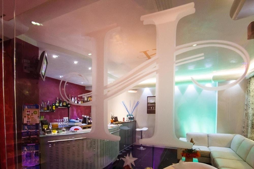 Hotel Savoia リニャーノ・サッビアドーロ エクステリア 写真